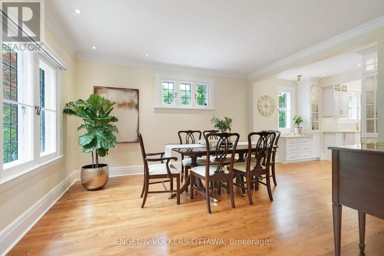 28788939/386-ashbury-road/rockcliffe/ottawa/ontario/K1M0R8_10