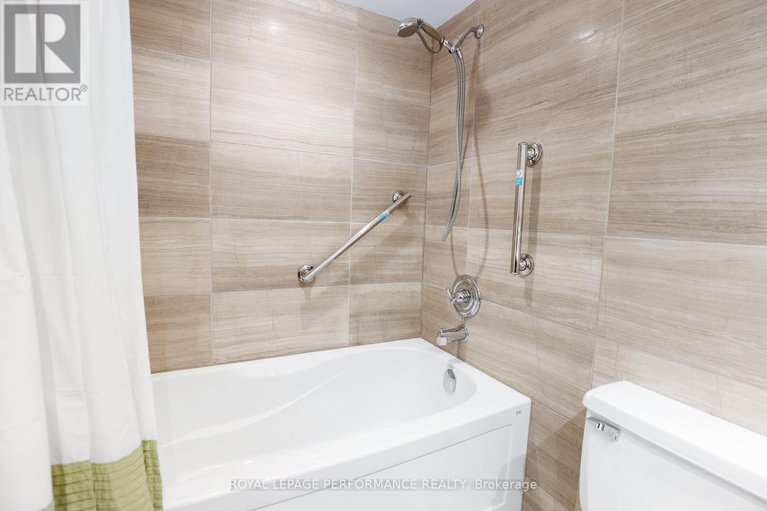 29103488/ph3-370-dominion-avenue/westboro-west/ottawa/ontario/K2A3X4_22