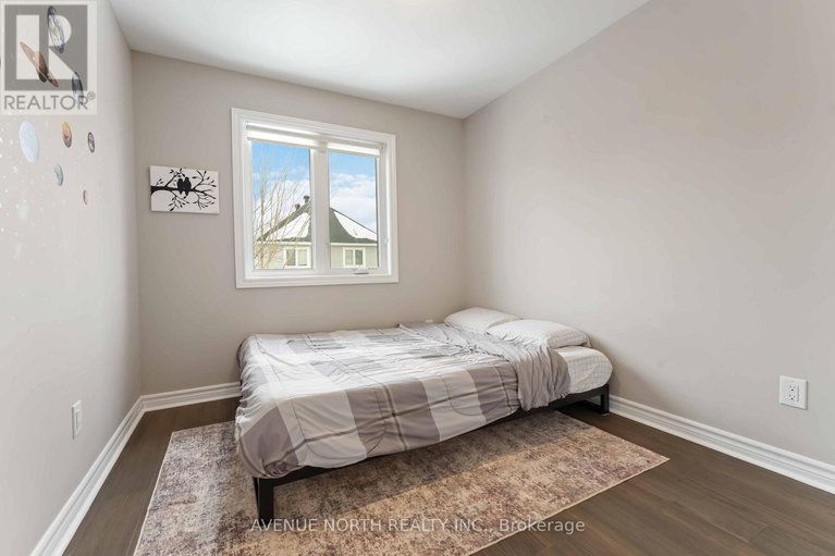 29397621/345-alasken-drive/blossom-parkkemp-parkfindlay-creek/ottawa/ontario/K1T0M4_29