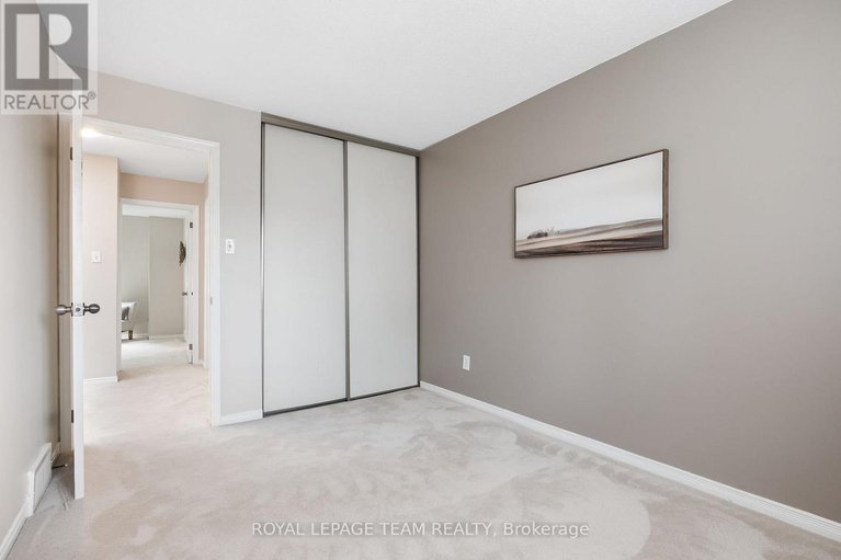 28596547/1473-bryson-lane/sawmill-creektimbermill/ottawa/ontario/K1T2T7_27