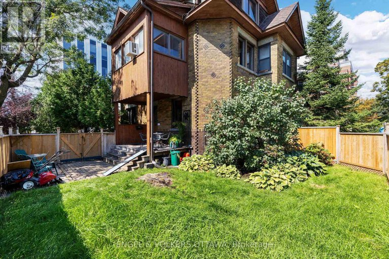 28202262/215-argyle-avenue/ottawa-centre/ottawa/ontario/K2P1B8_30