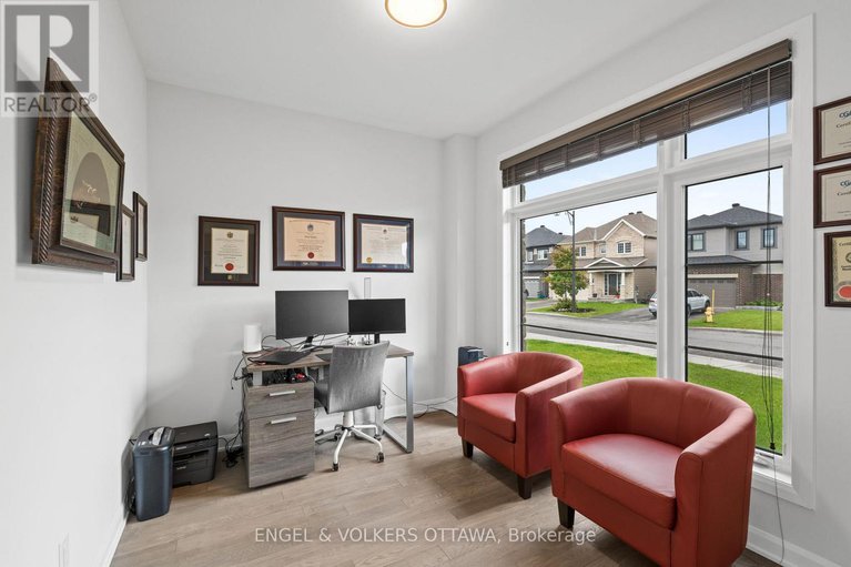 28695565/195-alex-polowin-avenue/half-moon-bay/ottawa/ontario/K2J6E8_3