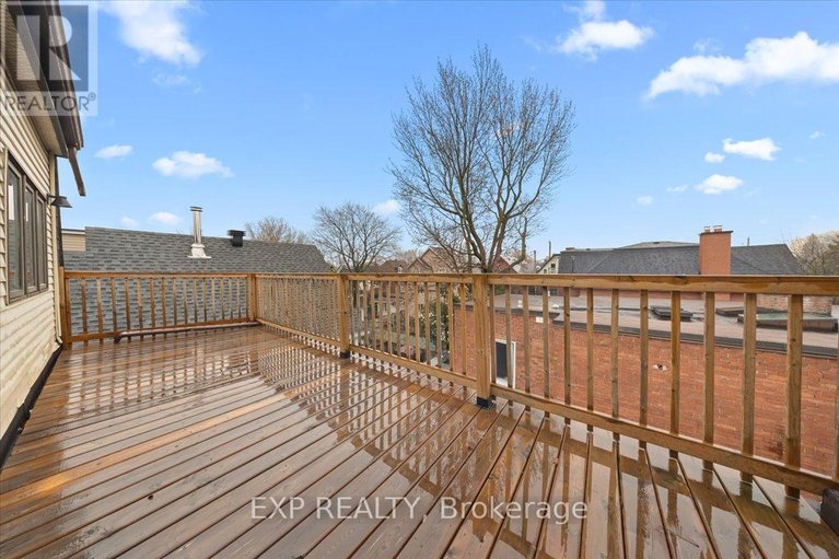 29624617/40-lewis-street/ottawa-centregolden-triangle/ottawa/ontario/K2P0S3_28