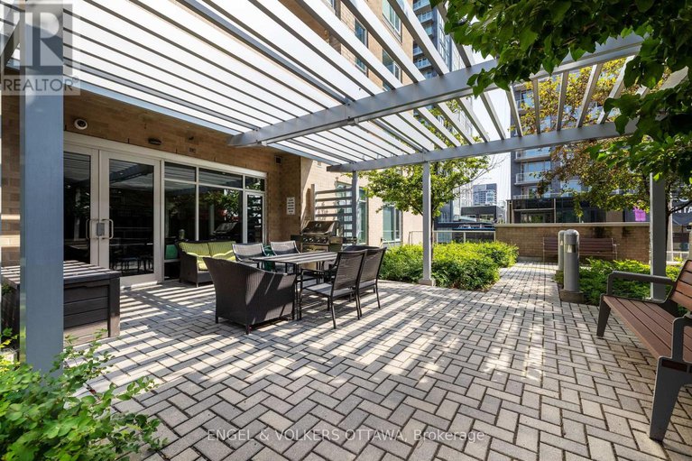 28995603/207-100-champagne-avenue-s/west-centre-town/ottawa/ontario/K1S4P4_32