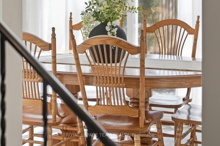 29452274/67-castlefrank-road/glencairnhazeldean/ottawa/ontario/K2L2E6_17