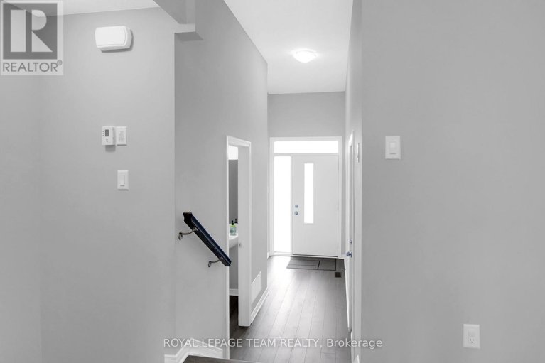 28761737/343-cope-drive/emerald-meadowstrailwest/ottawa/ontario/K2V0P7_7