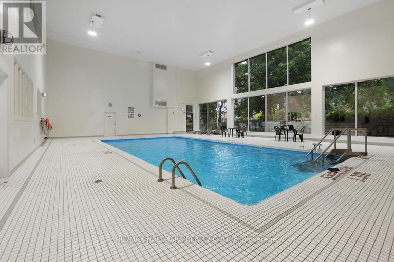 28804579/1006-545-st-laurent-boulevard/viscount-alexander-park/ottawa/ontario/K1K4H9_32