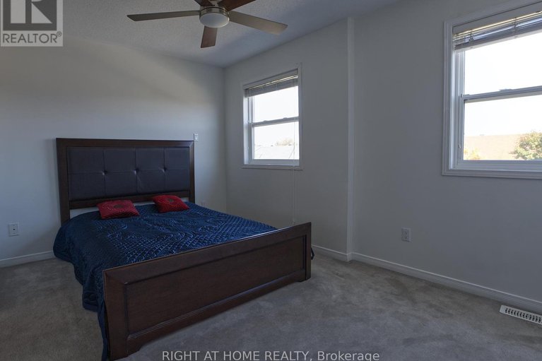 28966657/773-cobble-hill-drive/cedargrovefraserdale/ottawa/ontario/K2J0C3_16