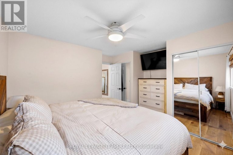 29651251/185-lacroix-avenue/bilberry-creekqueenswood-heights/ottawa/ontario/K1E1K2_23