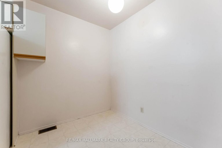 28859547/447-canotia-place/fallingbrookpineridge/ottawa/ontario/K4A2K1_17