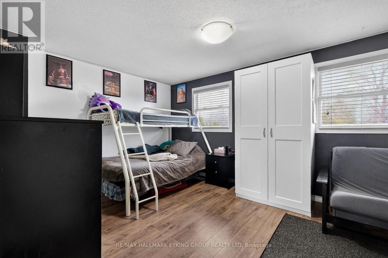 29566260/10-6265-castille-court/convent-glen-south/ottawa/ontario/K1C1X4_30