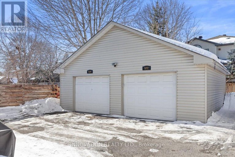 29473998/574-cole-avenue/mckellarhighland/ottawa/ontario/K2A2B5_29