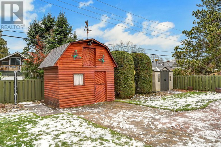 29134551/6-roundhay-drive/manordale/ottawa/ontario/K2G1B5_30