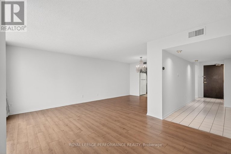 29550292/1603-160-george-street/lower-townbyward-market/ottawa/ontario/K1N9M2_7