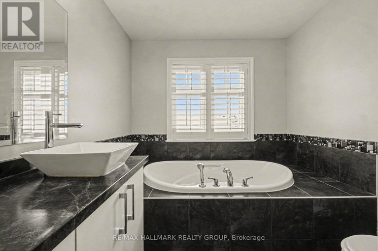 29353377/122-minoterie-ridge/camelot/ottawa/ontario/K4A0Y5_14