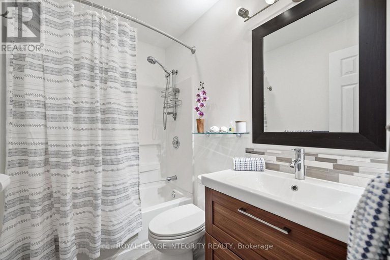 29381594/1456-michaelsem-street/chateauneuf/ottawa/ontario/K1C7C3_32