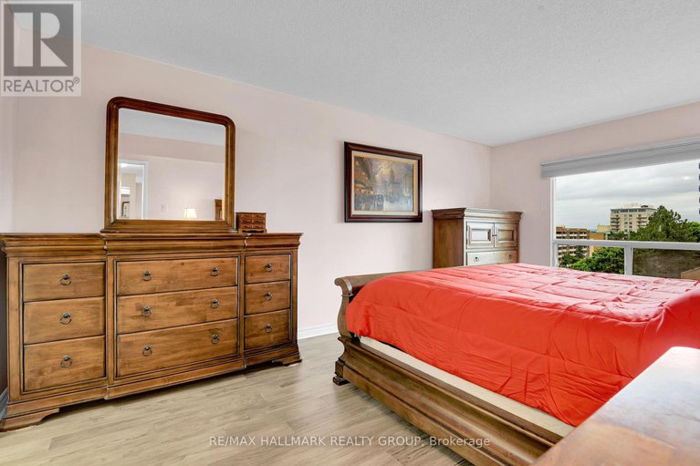 28500317/503-545-st-laurent-boulevard/viscount-alexander-park/ottawa/ontario/K1K4H9_23