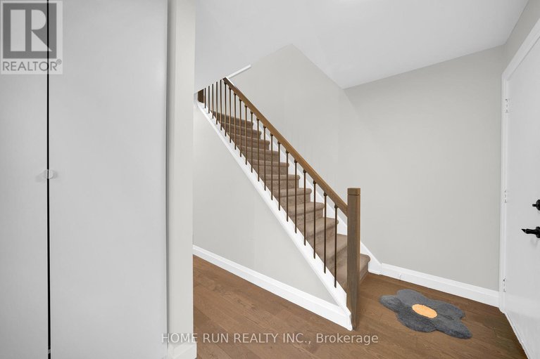 29108285/43-rothesay-drive/glencairnhazeldean/ottawa/ontario/K2L1N6_16