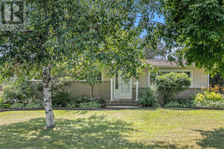 28620612/16-ember-glow-court/stittsville-central/ottawa/ontario/K2S1C3_2
