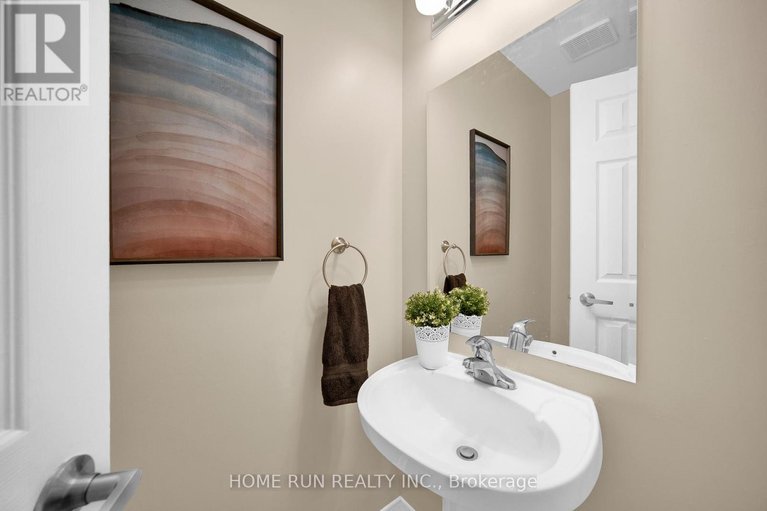 29032856/2-ipswich-terrace/morgans-grantsouth-march/ottawa/ontario/K2K2R5_15