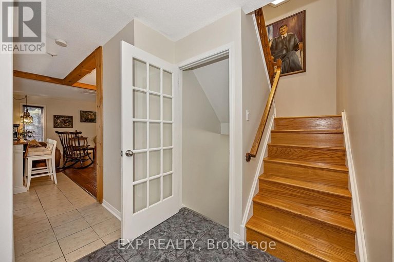 29607675/63-victor-street/stittsville-central/ottawa/ontario/K2S1H8_22