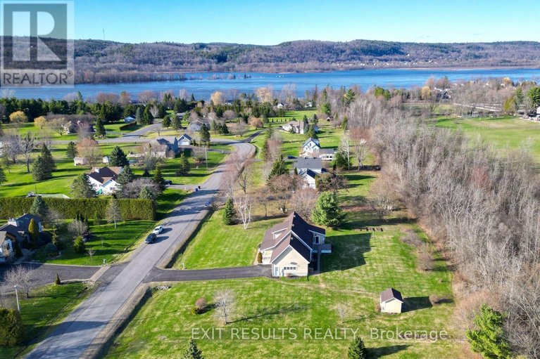 29673655/8-ravary-street/champlain-twp/champlain/ontario/K0B1K0_2