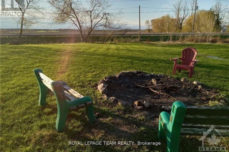28674991/10296-marionville-road/north-dundas-winchester-twp/north-dundas/ontario/K4R1E5_27