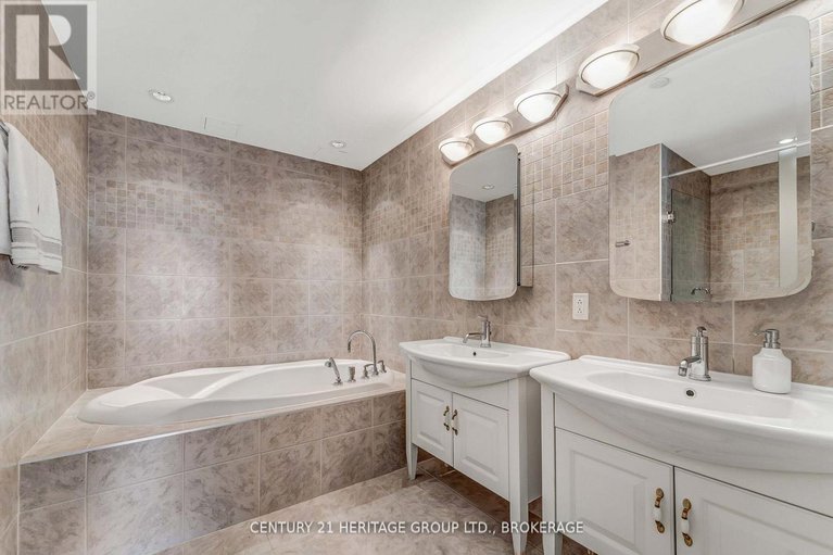 29125368/1103-90-george-street/lower-townbyward-market/ottawa/ontario/K1N0A8_32