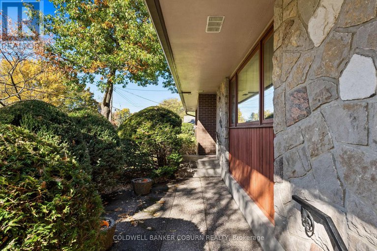 29028927/53-eisenhower-crescent/hearts-desire/ottawa/ontario/K2J3Z8_6