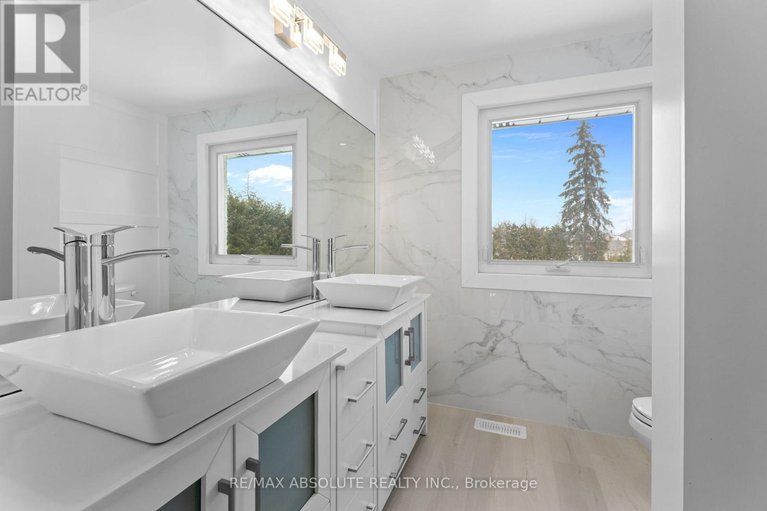 29327360/1444-normandy-crescent/carleton-heights/ottawa/ontario/K2C0N6_34