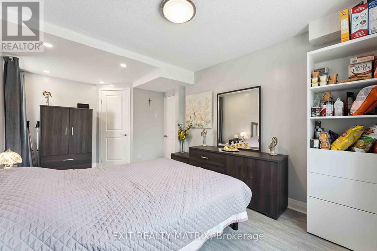 28591651/347-shakespeare-street/vanier/ottawa/ontario/K1L5M1_19