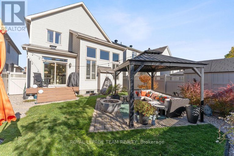 29011839/141-trail-side-circle/springridgeeast-village/ottawa/ontario/K4A5B3_35