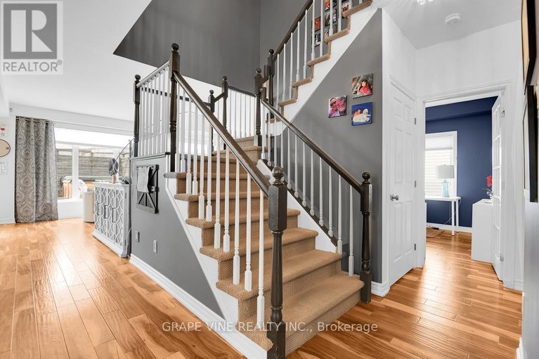 29590569/517-overland-drive/stittsville-north/ottawa/ontario/K2S0C2_15