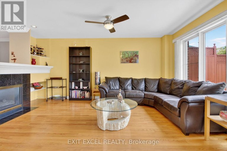 29577468/1093-b-normandy-cr-normandy-crescent/carleton-heights/ottawa/ontario/K2C0L9_7