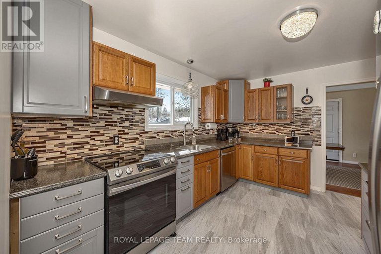 29660167/1923-joanisse-road/clarencerockland-twp/clarence-rockland/ontario/K0A2A0_13