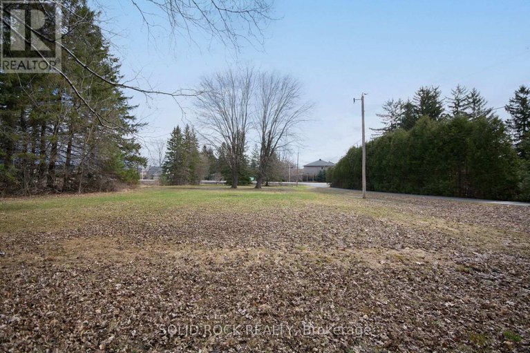 28251367/724-river-road/riverside-southgloucester-glen/ottawa/ontario/K4M1B2_10