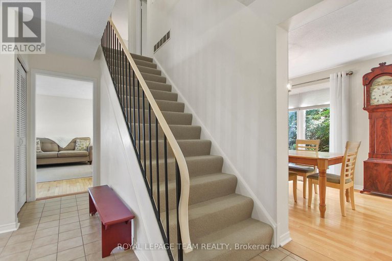 28804584/484-hazeldean-road-unit-1/ottawa/ontario/K2L1V4_25