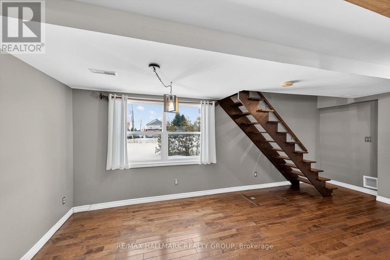 29256266/633-russell-road/clarencerockland-twp/clarence-rockland/ontario/K0A2A0_13