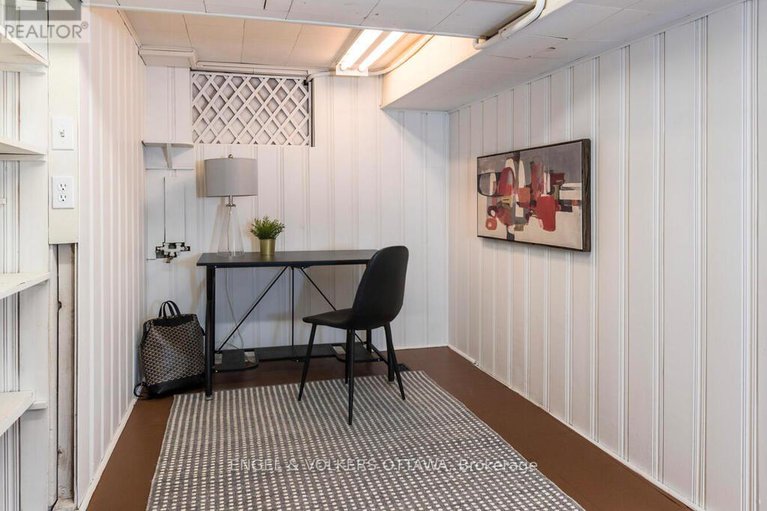 29358841/878-dunlevie-avenue/mckellar-heightsglabar-park/ottawa/ontario/K2A2Z4_31