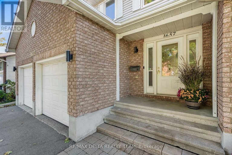 29005237/1657-bottriell-way/fallingbrookpineridge/ottawa/ontario/K4A1W1_2