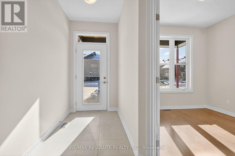 29285478/654-fisher-street/north-grenville-twp-kemptville-south/north-grenville/ontario/K0G1J0_3