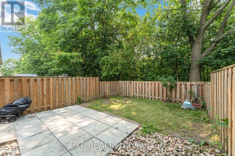 28690323/91-3190-stockton-drive/blossom-parkkemp-parkfindlay-creek/ottawa/ontario/K1T1S1_33