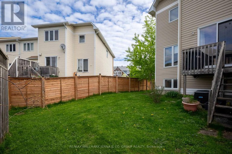 28318968/277-catamount-court/emerald-meadowstrailwest/ottawa/ontario/K2M0A9_33
