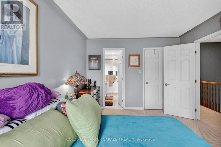 29569622/43-daventry-crescent/longfields/ottawa/ontario/K2J4N6_36