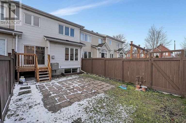 29122908/216-forestcrest-street/chapel-hill/ottawa/ontario/K1C7R5_33