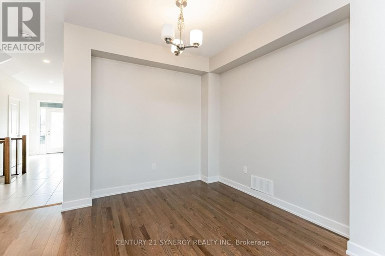 29583770/76-heirloom-street/riverside-southgloucester-glen/ottawa/ontario/K4M1B2_8