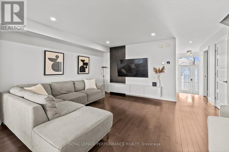 29039549/279-belfort-street/embrun/russell/ontario/K0A1W0_8