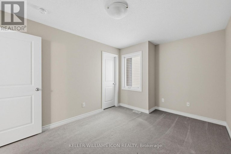 29686107/3379-woodroffe-avenue/strandherd/ottawa/ontario/K2G6Z5_28