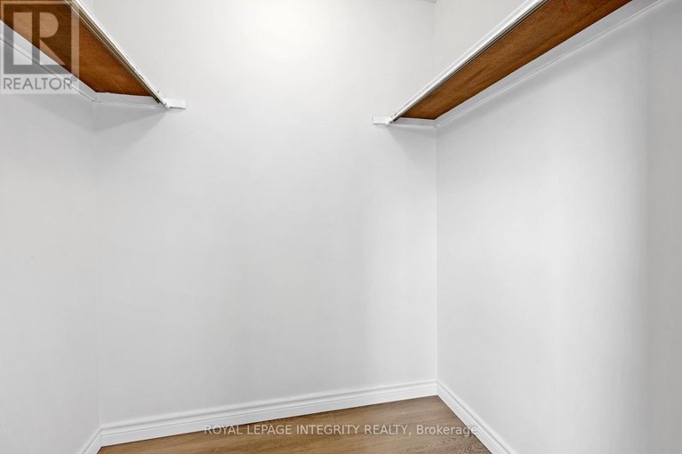 29579805/6368-viseneau-drive/chateauneuf/ottawa/ontario/K1C2J2_16