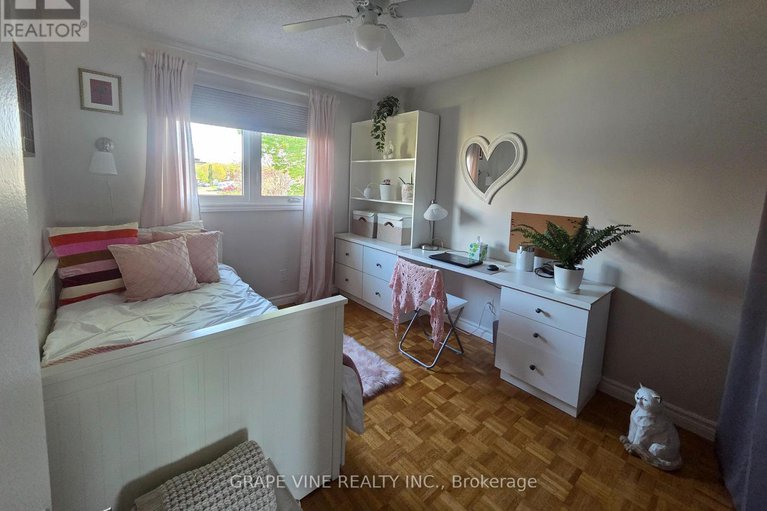 28359761/406-woodfield-drive/tanglewood/ottawa/ontario/K2G3W9_26